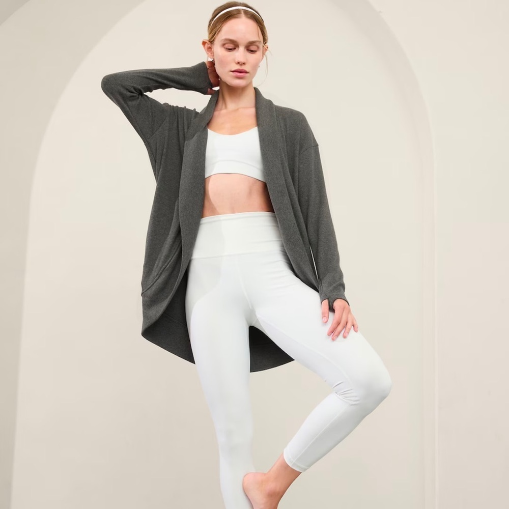 Athlete Presence Cocoon Wrap, Grey, Medium, NWT